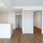 サンライフ一之江508サンライフ一之江404のリビング・ダイニング