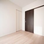 ライオンズマンション両国リバーステージ1004ライオンズマンション両国リバーステージ10Fの洋室