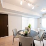 ライオンズマンション両国リバーステージ1004ライオンズマンション両国リバーステージ10Fのリビング・ダイニング