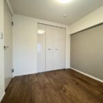 上町マンション511上町マンション511の洋室