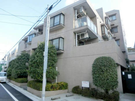 アクシルコート千早町_外観1｜アクシルコート千早町は、1994年（平成 6年）に建てられた5階建てです。