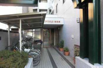 ダイアパレス東浅草エントランス｜エントランスはオートロック付きで安心です。