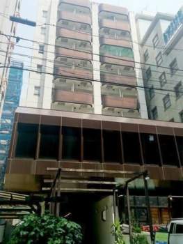 後楽園キャステールは１０階建てのマンションです。後楽園・東京ドームが近く３駅５路線が徒歩圏内の便利な立地が魅力です。