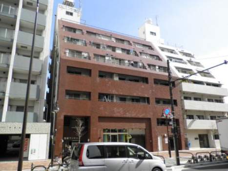 宏和マンション池袋外観３｜山手通りに面した立地です。