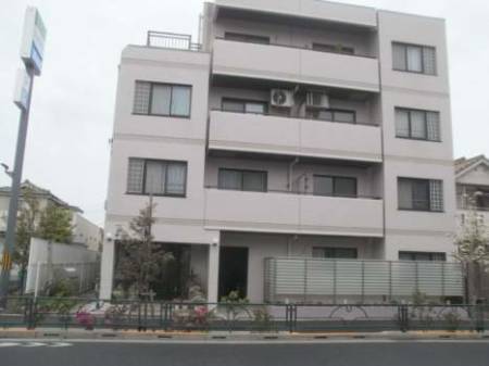 コスモ金町ピアパーク外観｜コスモ金町ピアパークは昭和63年築、4階建てのマンションです。